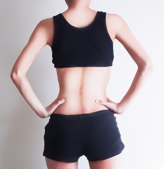 細いけどくびれがない方へ大阪本町なんば心斎橋ダイエットお腹痩せパーソナルトレーニング